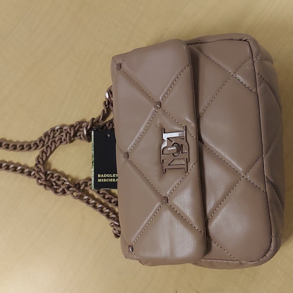 New with tag Badgley Mischka crossbows bag